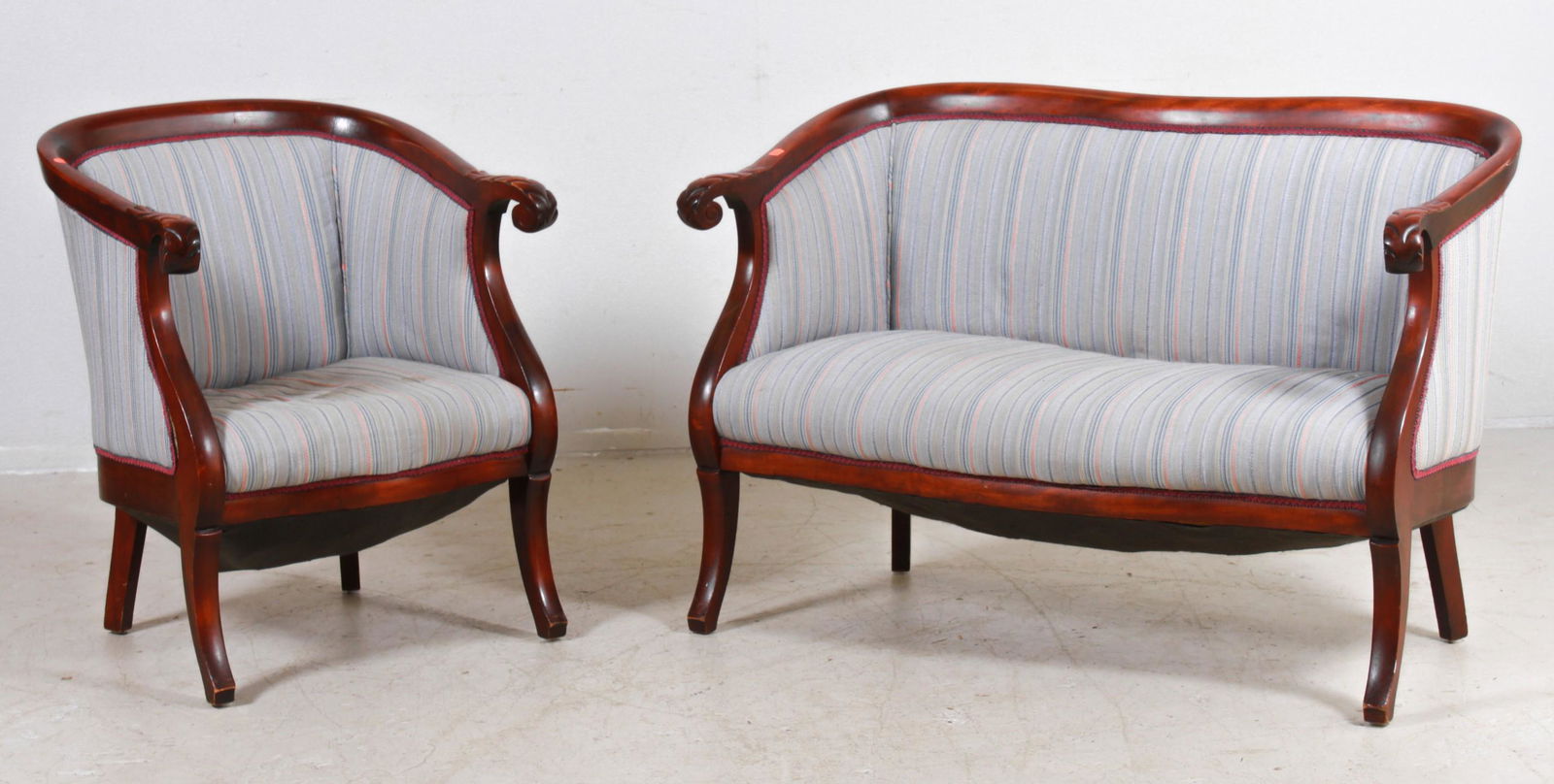 (2) Pc Upholstered parlor set (1 of 1)