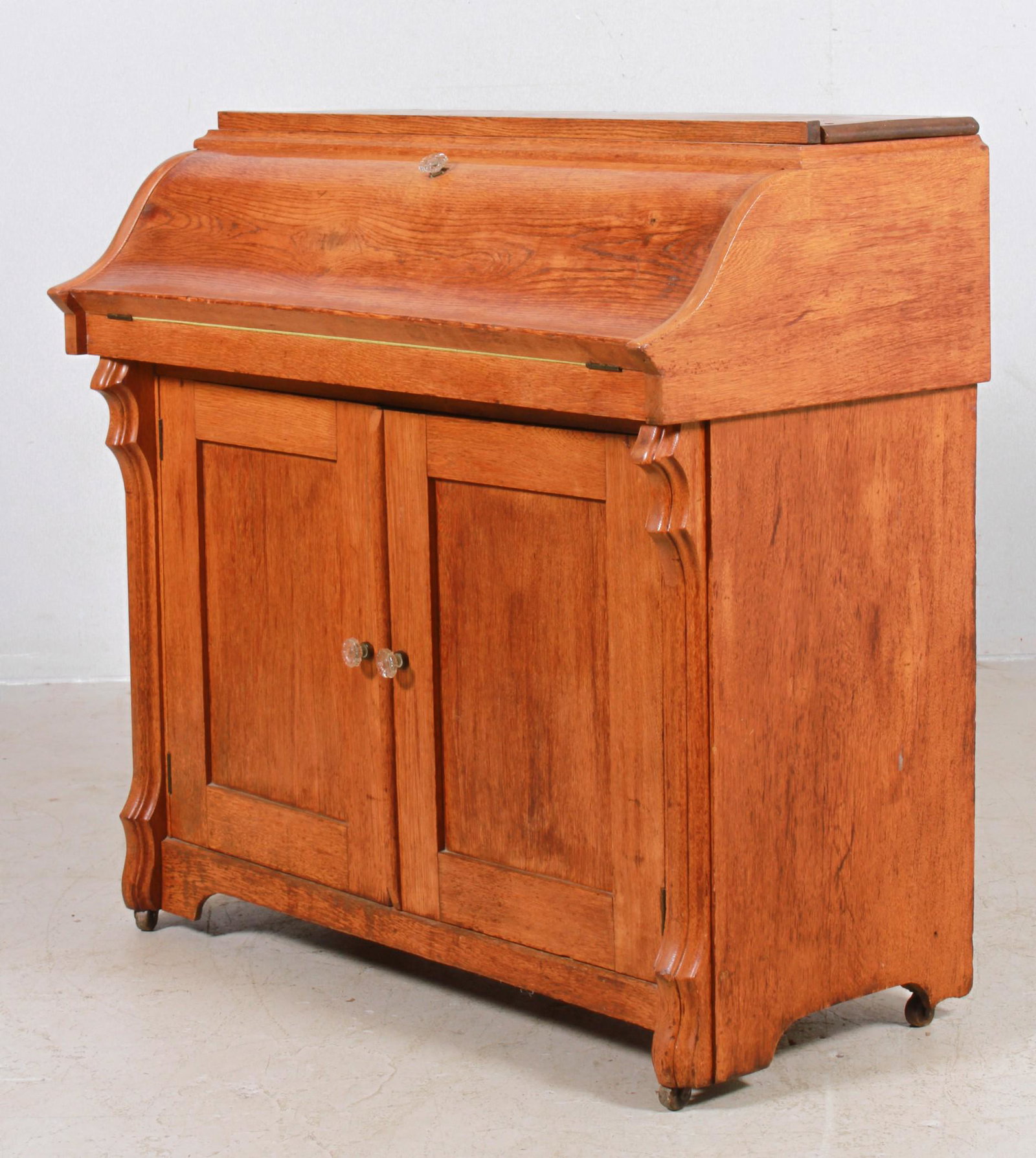 Elm Victorian slant front desk (1 of 4)