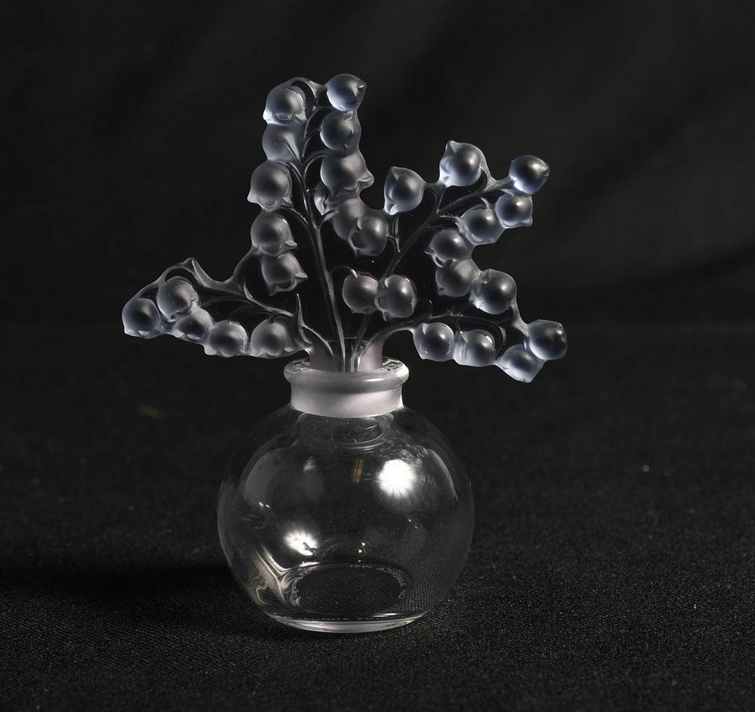 Lalique Society of Am Clairefontaine Perfume 1991 (1 of 2)