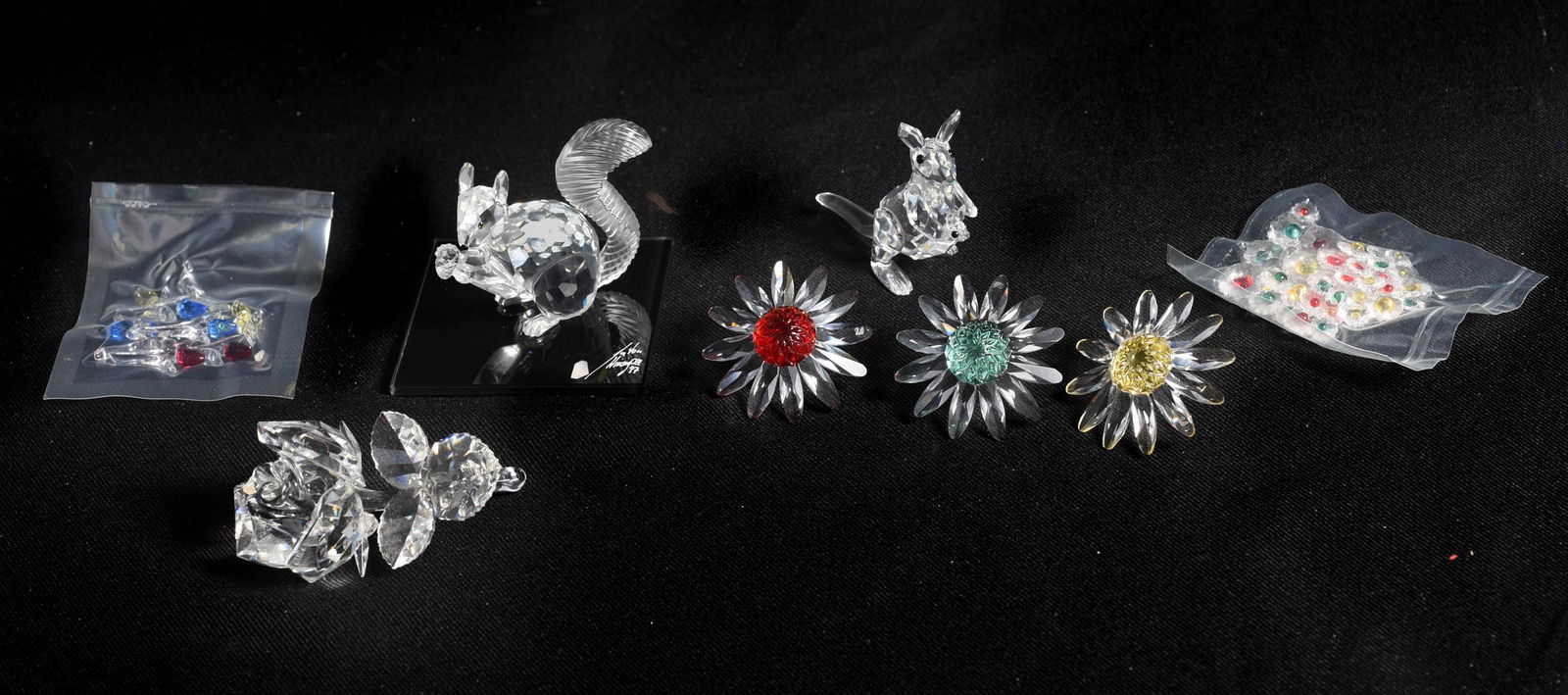 (7) Swarovski Crystal Figures (1 of 7)