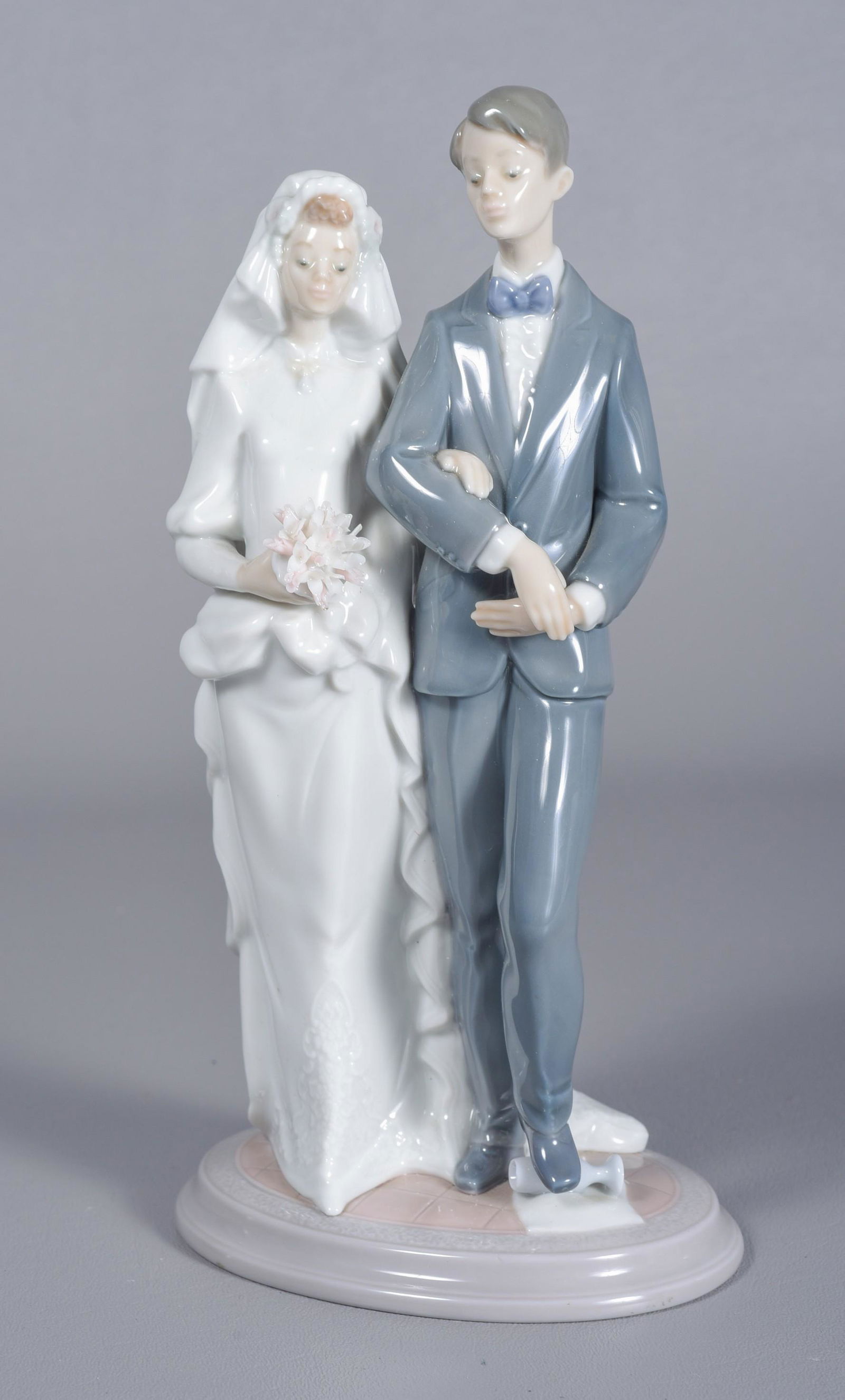 Lladro Mazel Tov Figure (1 of 3)