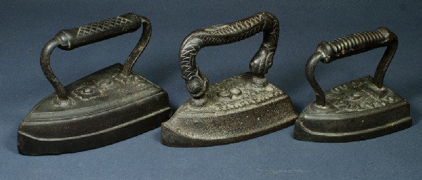 (3) Cast flat irons, Chattanooga No 6, Haven & Co N: (3) Cast flat irons, Chattanooga No 6, Haven & Co No 8, "C" in a shield No. 10, longest 7"