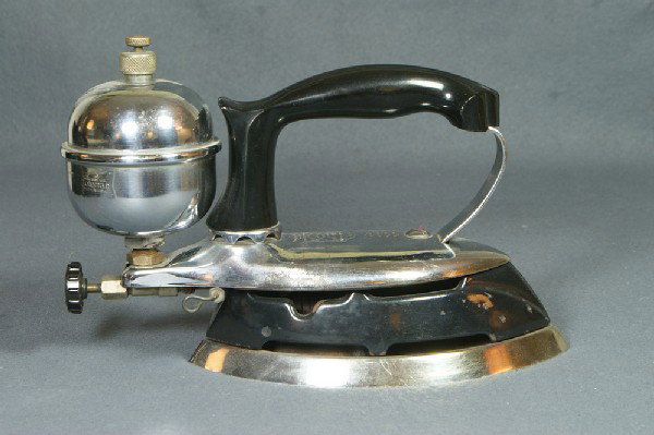 Coleman gasoline iron, Instant-Lite model 609A, 10: Coleman gasoline iron, Instant-Lite model 609A, 10 3/4" l