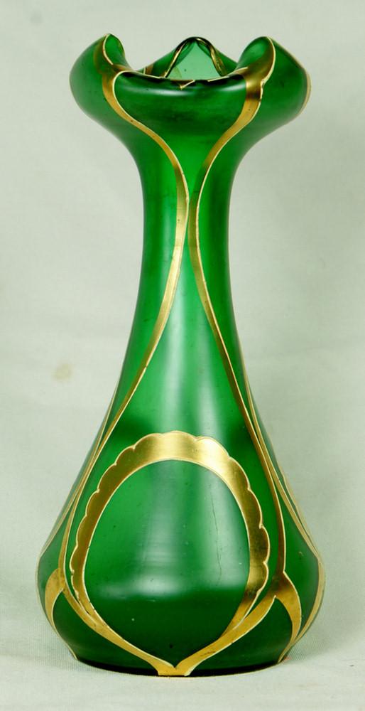 An unsigned Loetz Art Nouveau gilt decorated gree: An unsigned Loetz Art Nouveau gilt decorated green glass vase, approx 8" h, c 1910