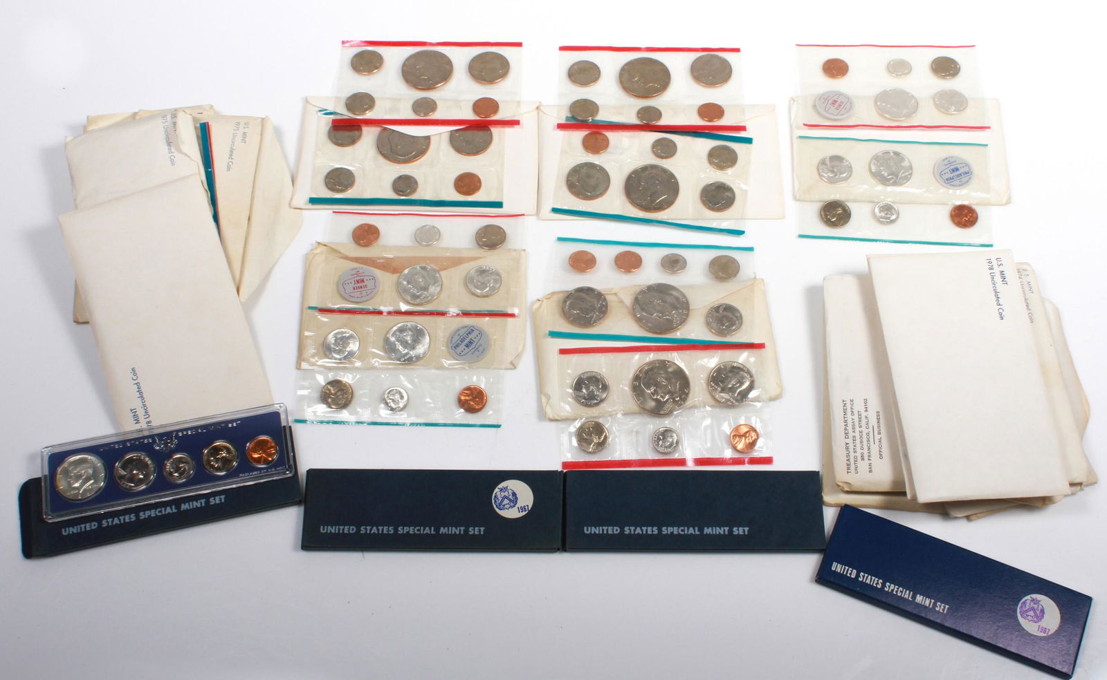 (22) Mint Sets (1 of 6)