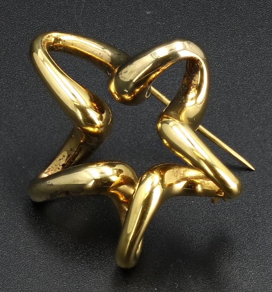 18K YG Italian Star Brooch (1 of 4)