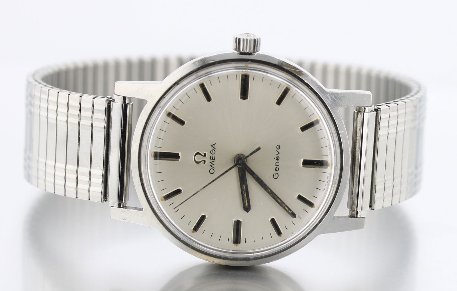 Mens SIlvertone Omega Geneve Watch (1 of 3)