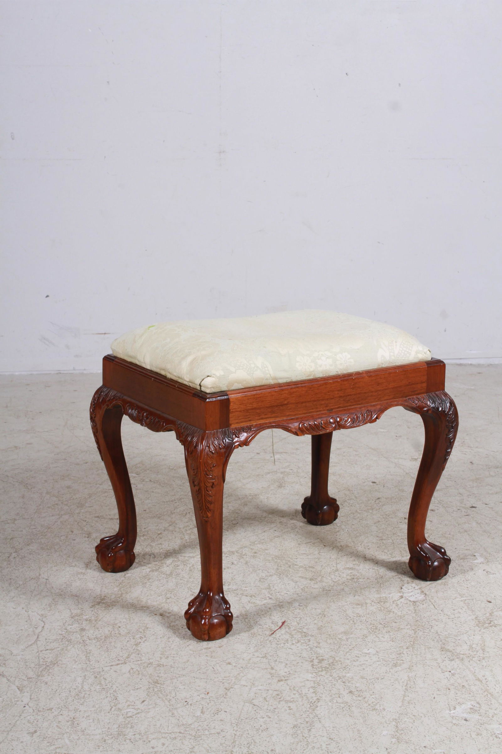 Chippendale style mahogany footstool (1 of 2)