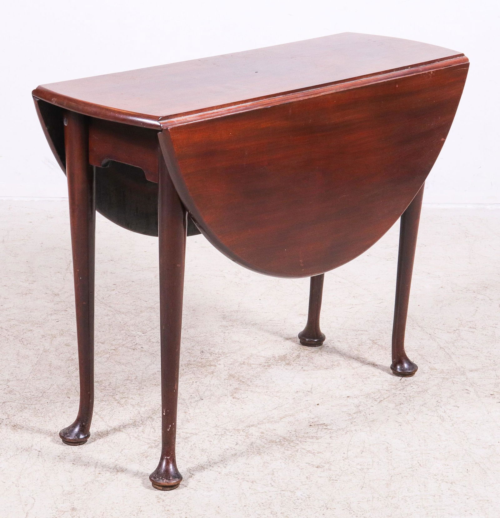 Queen Anne style mahogany drop leaf table (1 of 5)