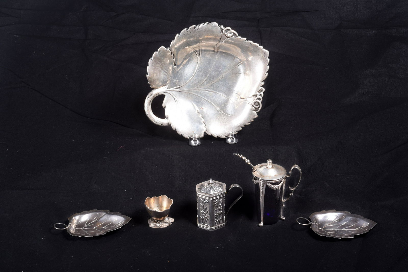 (6) Sterling Leaf Form Dishes, Condiments (1 of 7)