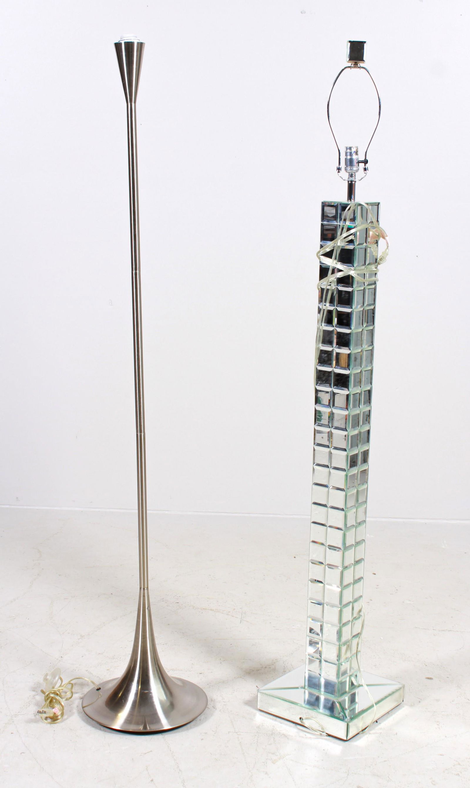 (2) Modern Design floor lamps (1 of 2)