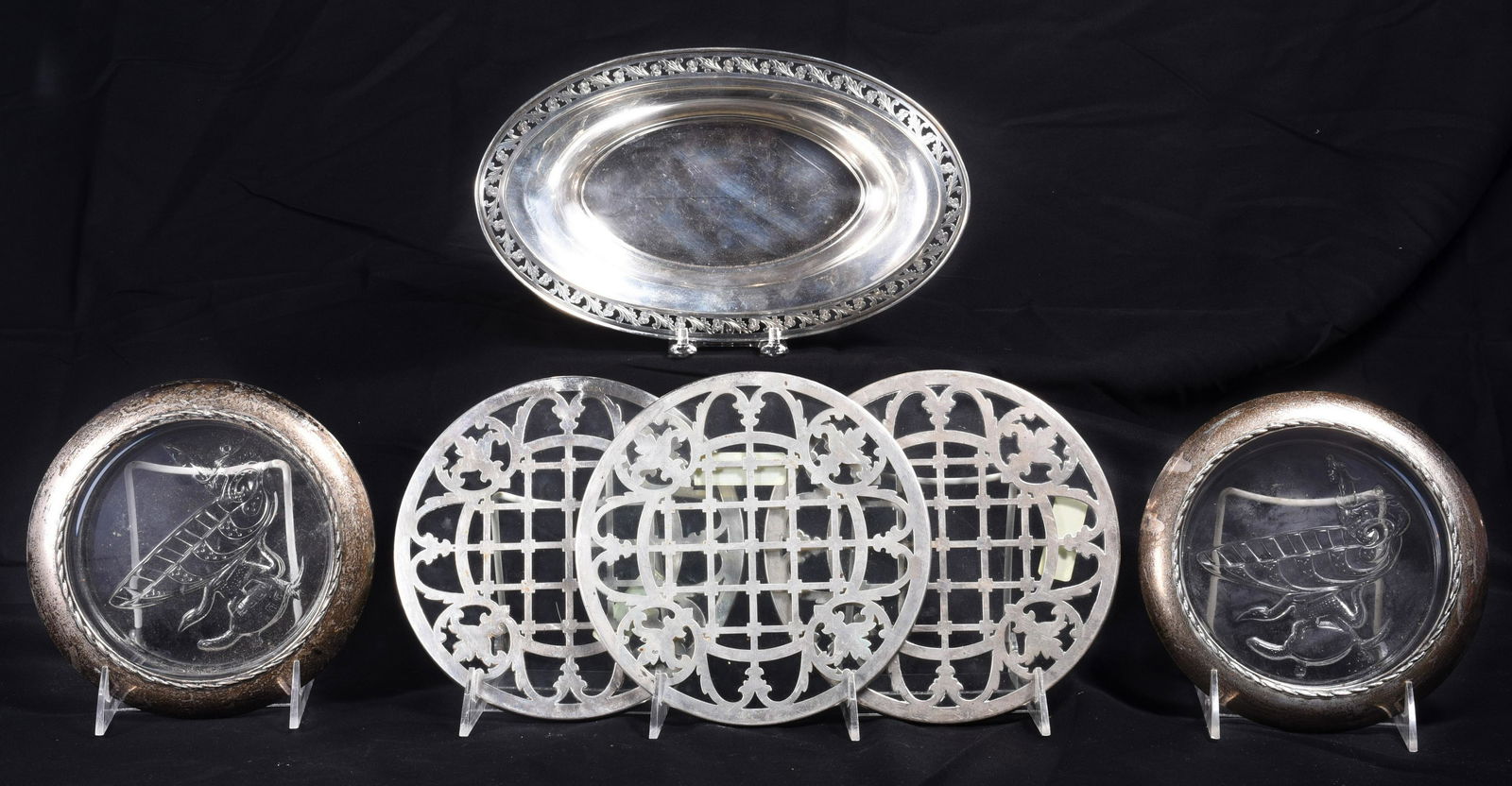 Sterling Bread Dish, Trivets and Champagne Rests (1 of 5)