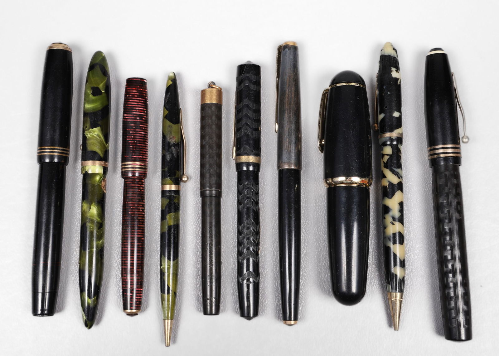 (10) Fountain Pens & Mechanical Pencils (1 of 2)