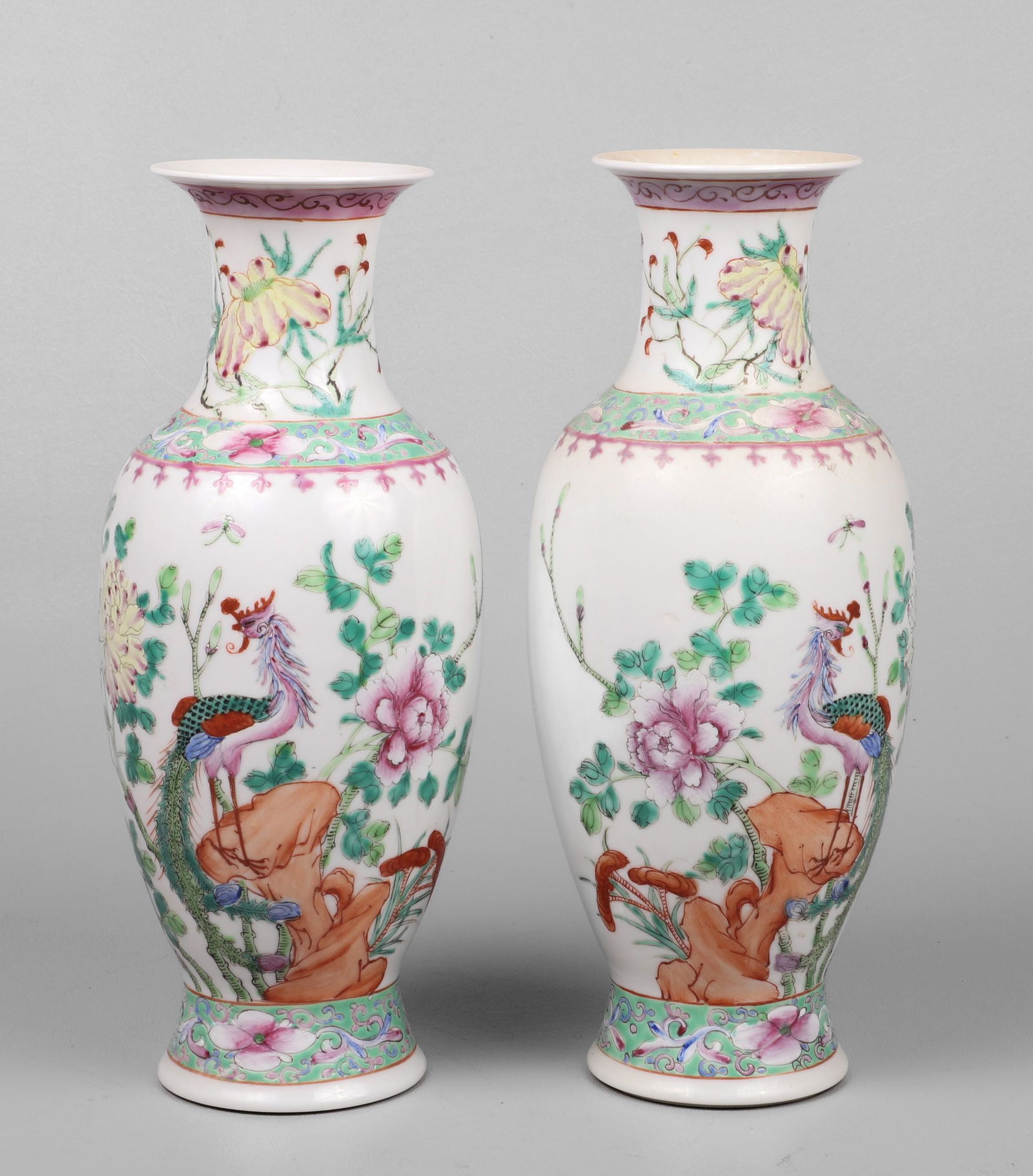 Mirrored Pair of Chinese Porcelain Vases (1 of 3)