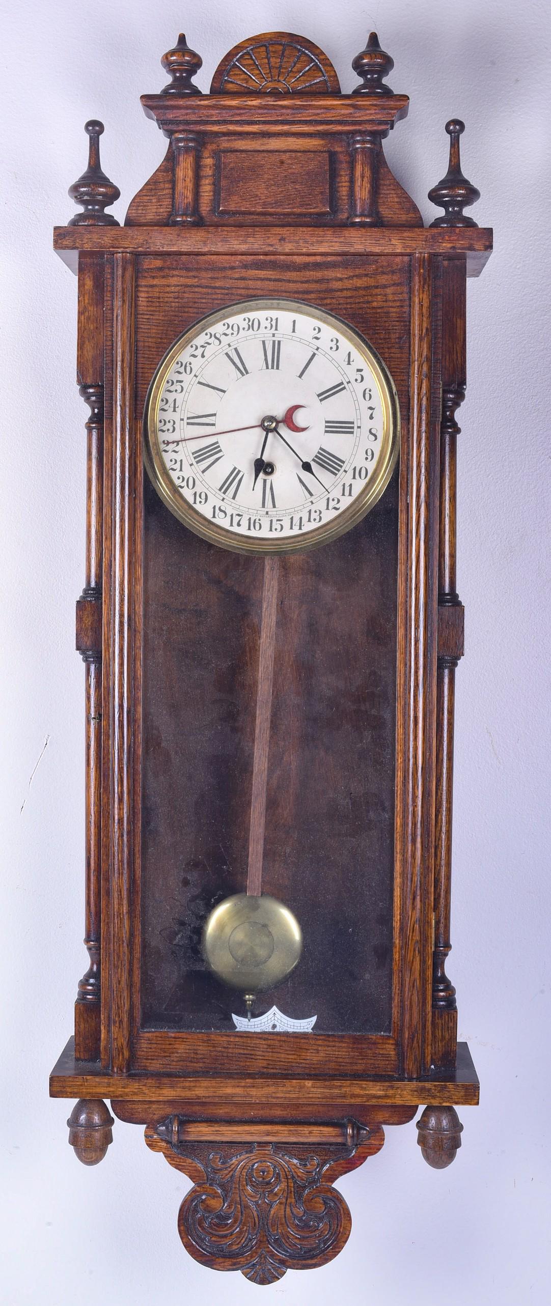 Waterbury Natchez Time & Calendar 8 day wall clock (1 of 4)