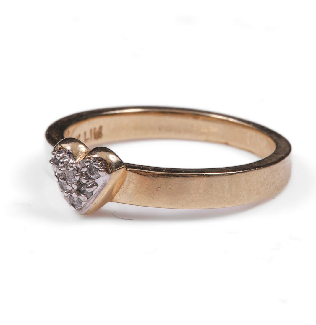 10K YG heart shape Ring (1 of 5)