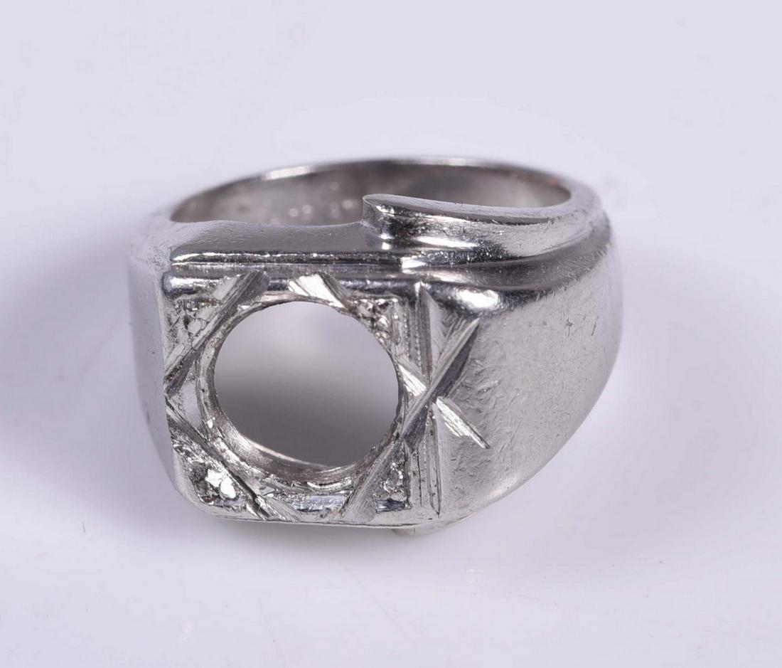 (1) Platinum men's ring setting (1 of 4)