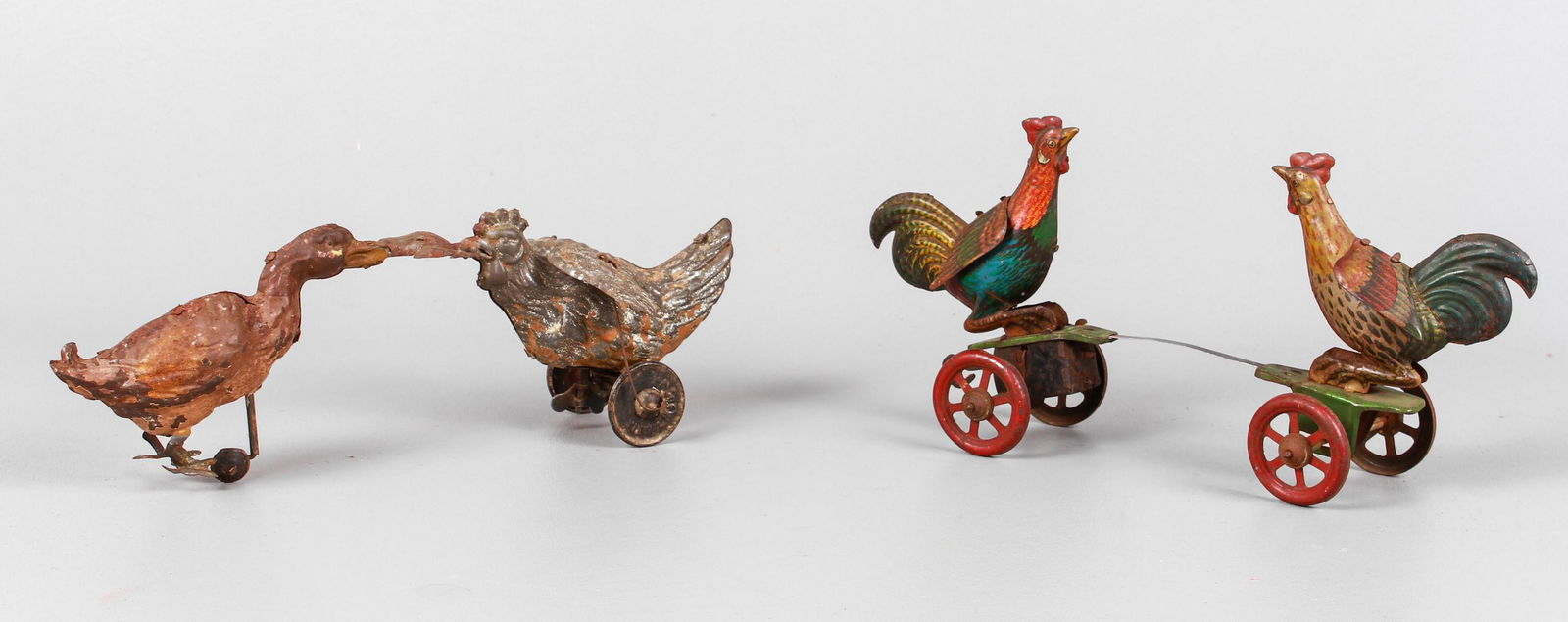 Einfelt German cockfight toy, lithographed tin (1 of 3)