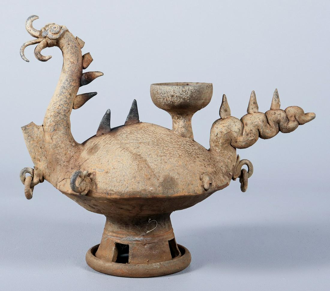 Korean Silla dynasty style dragon turtle shaped vessel (1 of 6)