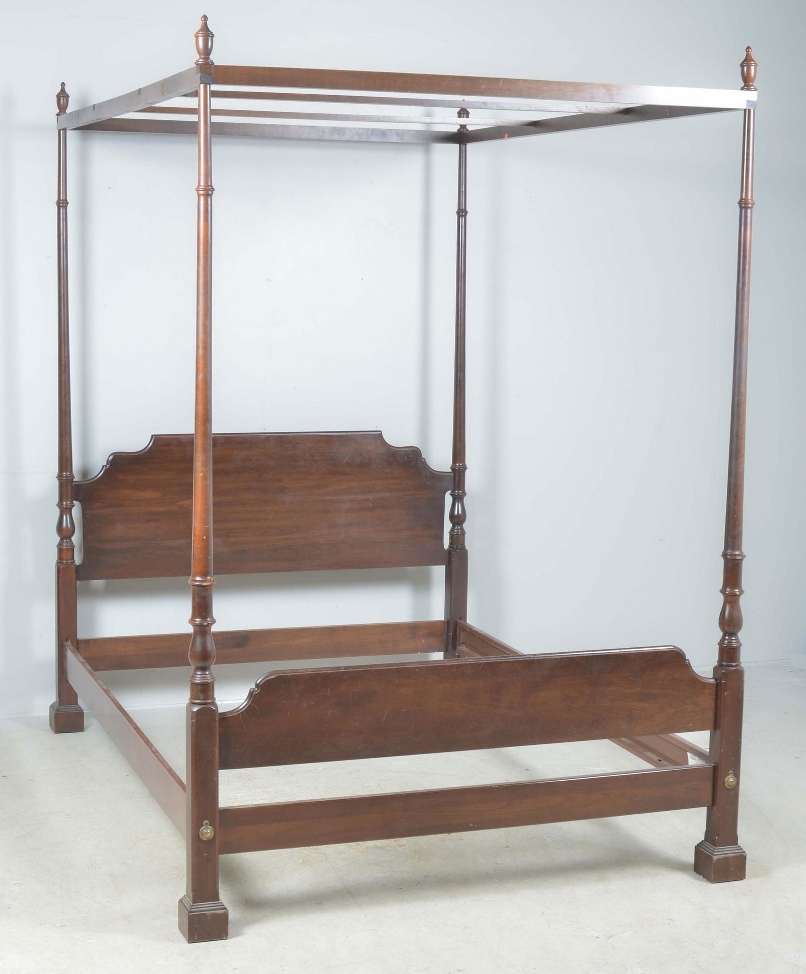 Ethan Allen Mahogany Full size 4-poster canopy bed (1 of 5)