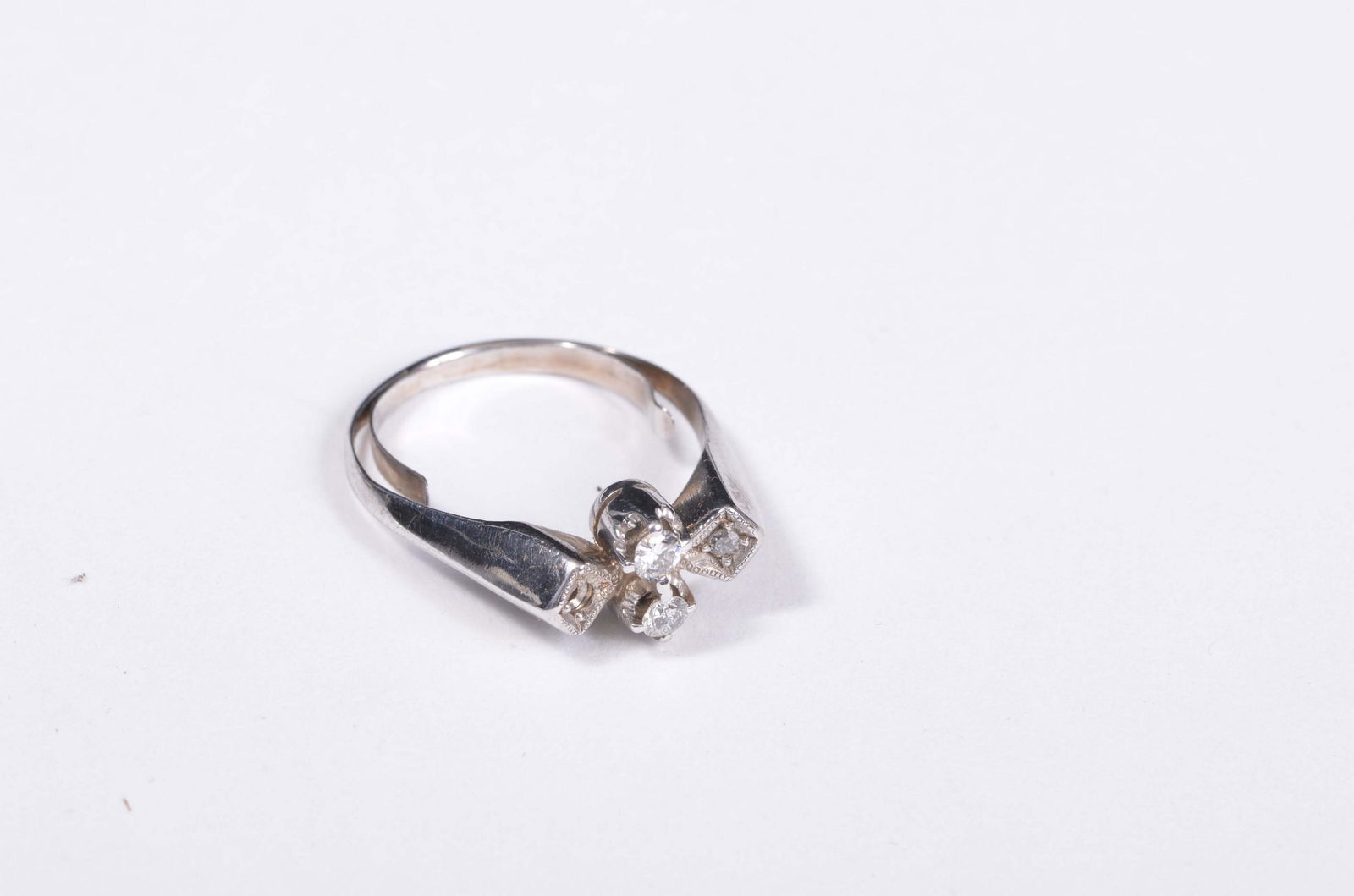 Ladies White Gold Ring With Diamonds (1 of 1)