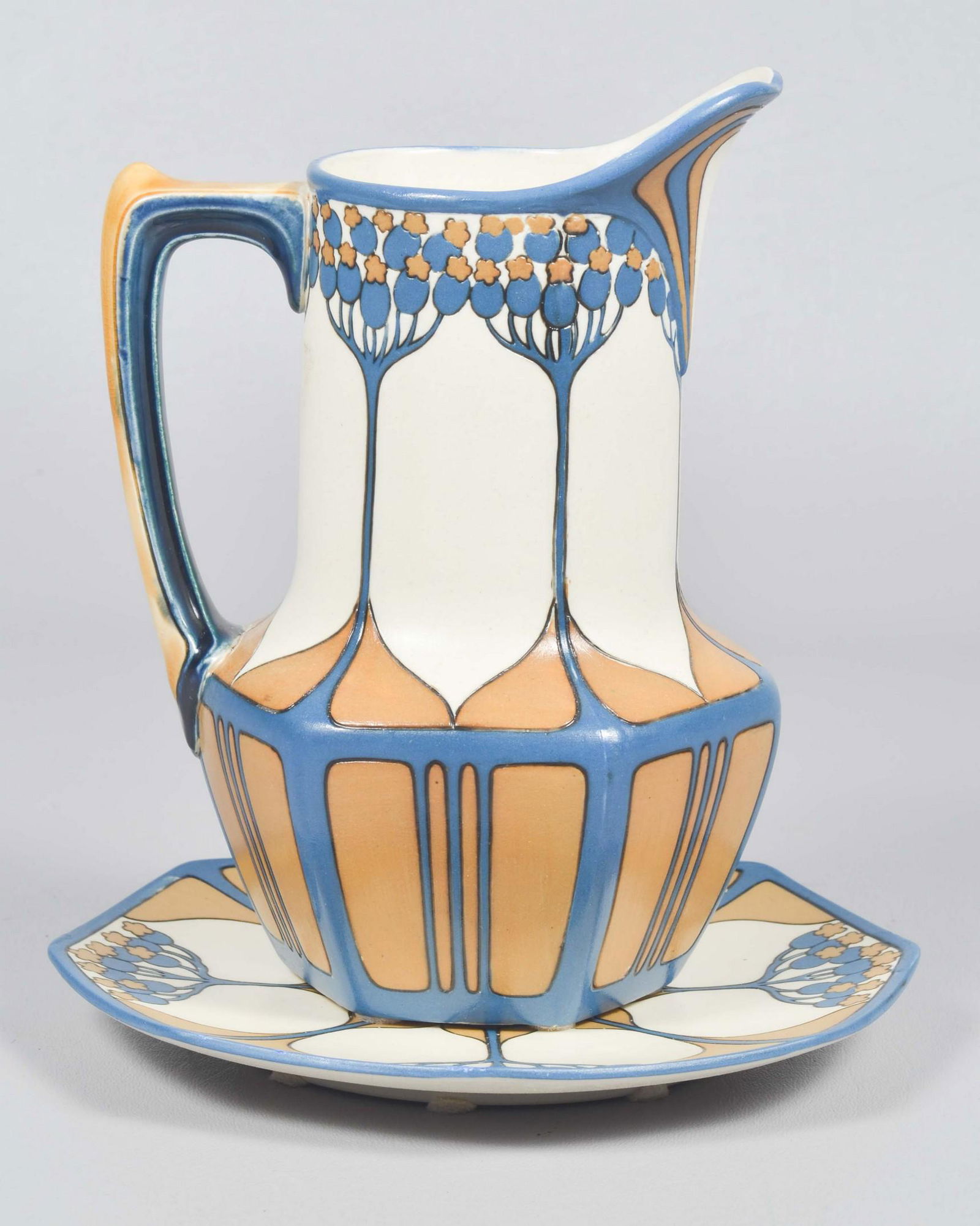 Villeroy & Boch Mettlach Pitcher and Plate (1 of 4)