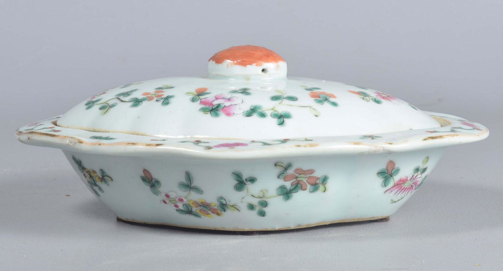 Chinese Porcelain Covered Vegetable Dish (1 of 9)