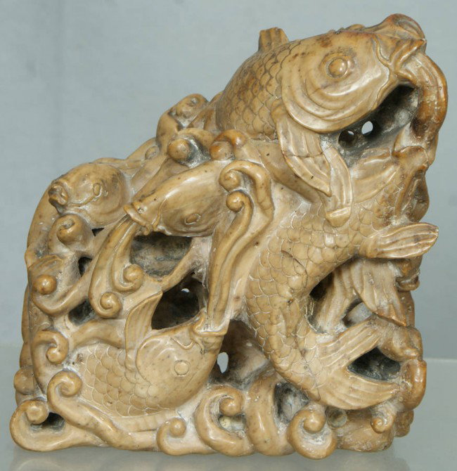 Carved soapstone fish sculpture, 5 1/2" tall: Carved soapstone fish sculpture, 5 1/2" tall