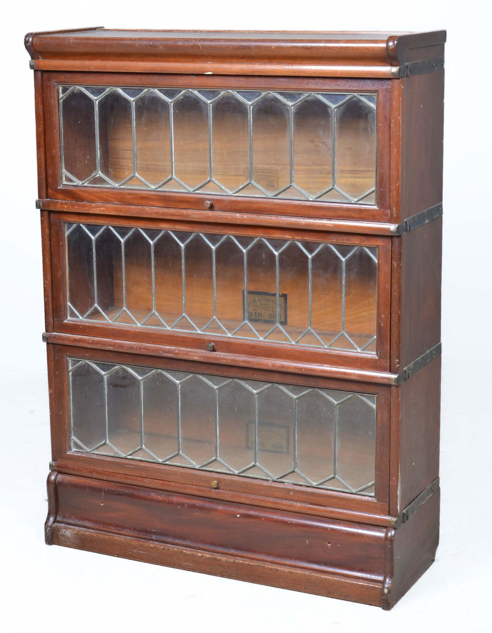 Globe-Wernicke leaded glass Barrister bookcase (1 of 5)