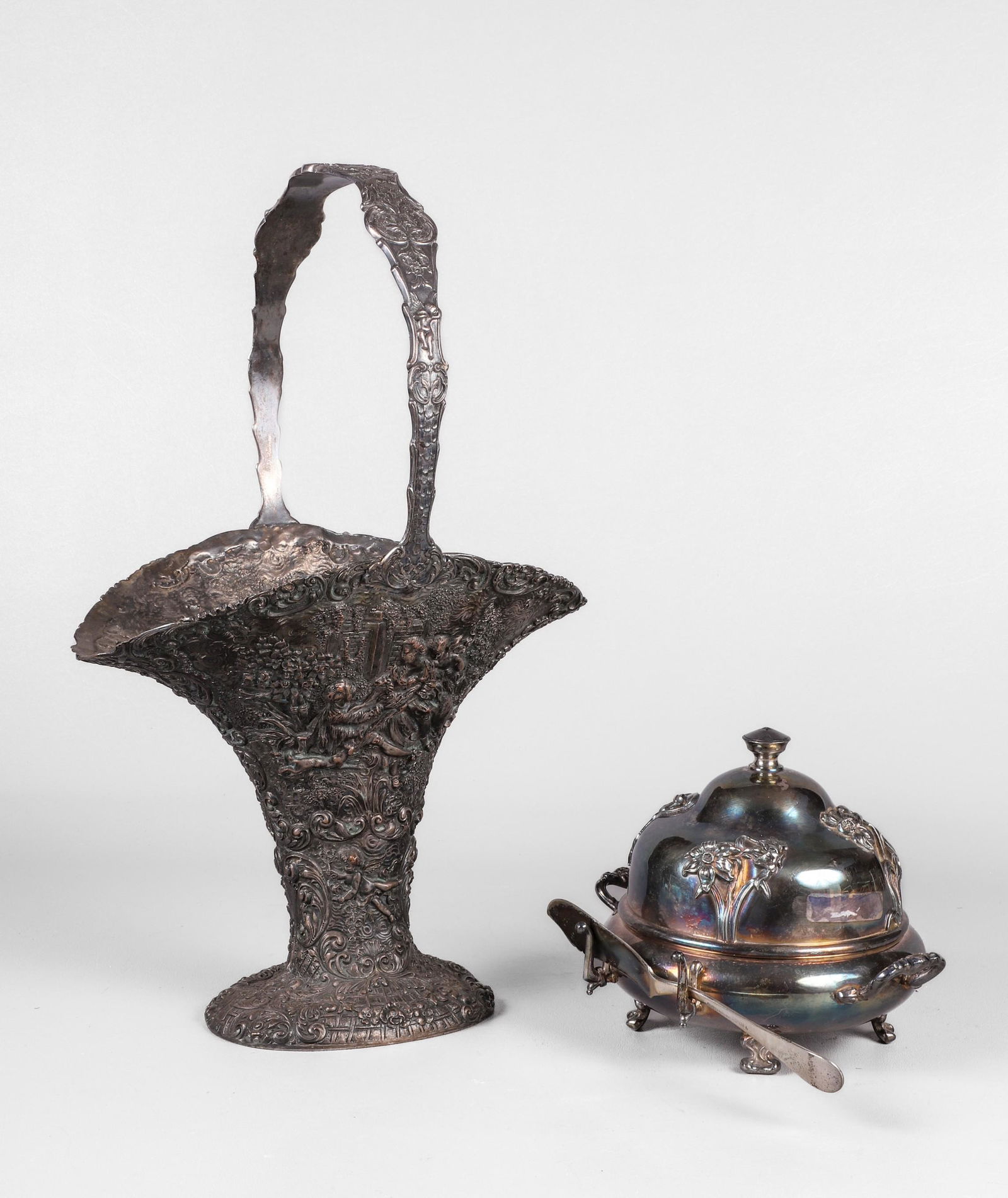 (2) Pcs Barbour Silver Co Silver Plate (1 of 3)