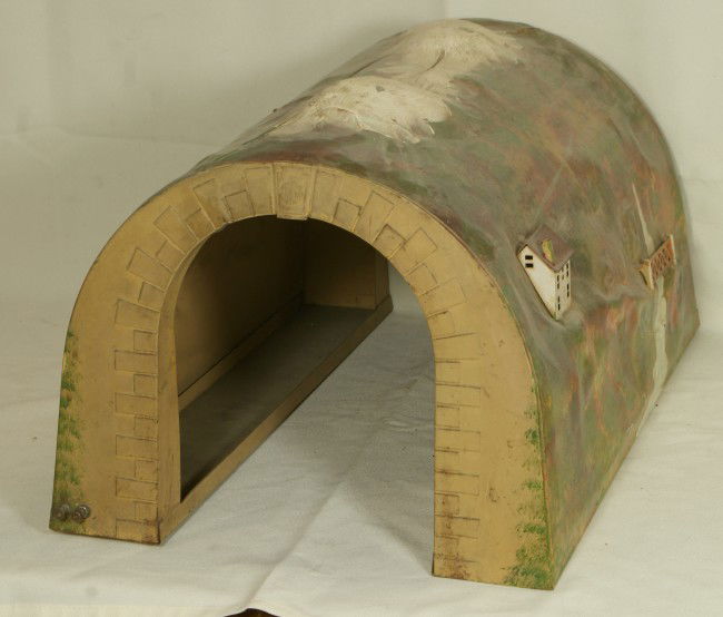 Lionel #120L tunnel: Lionel #120L tunnel