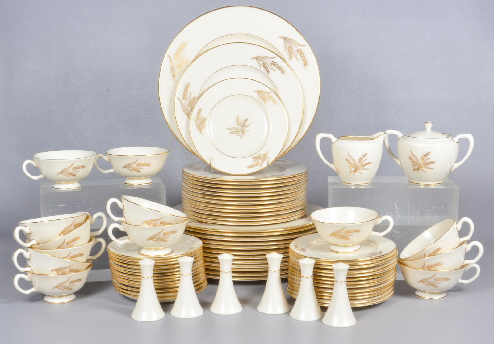 (74) Pcs Lenox Harvest Dinnerware (1 of 6)