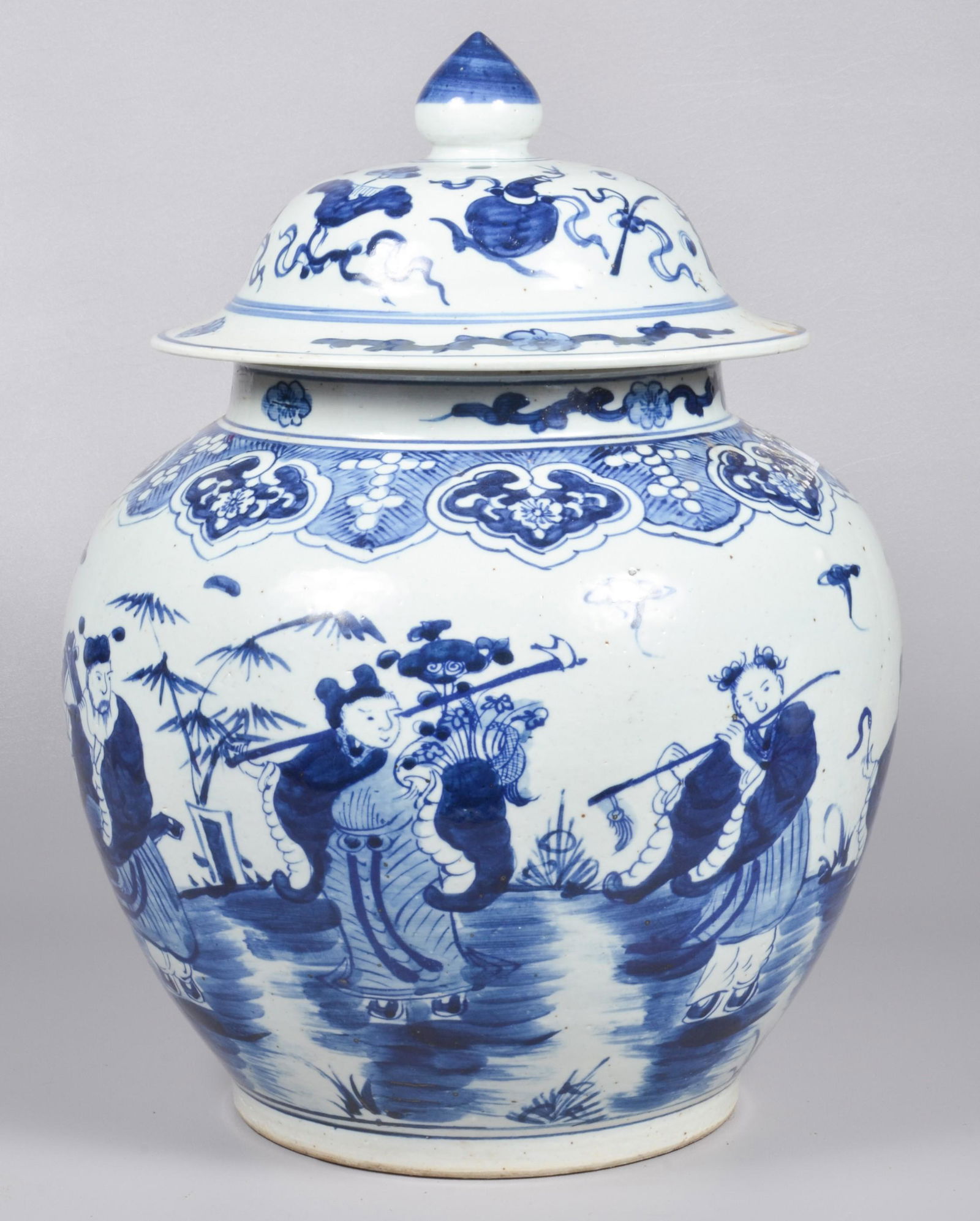 Chinese Blue & White Covered Jar (1 of 3)