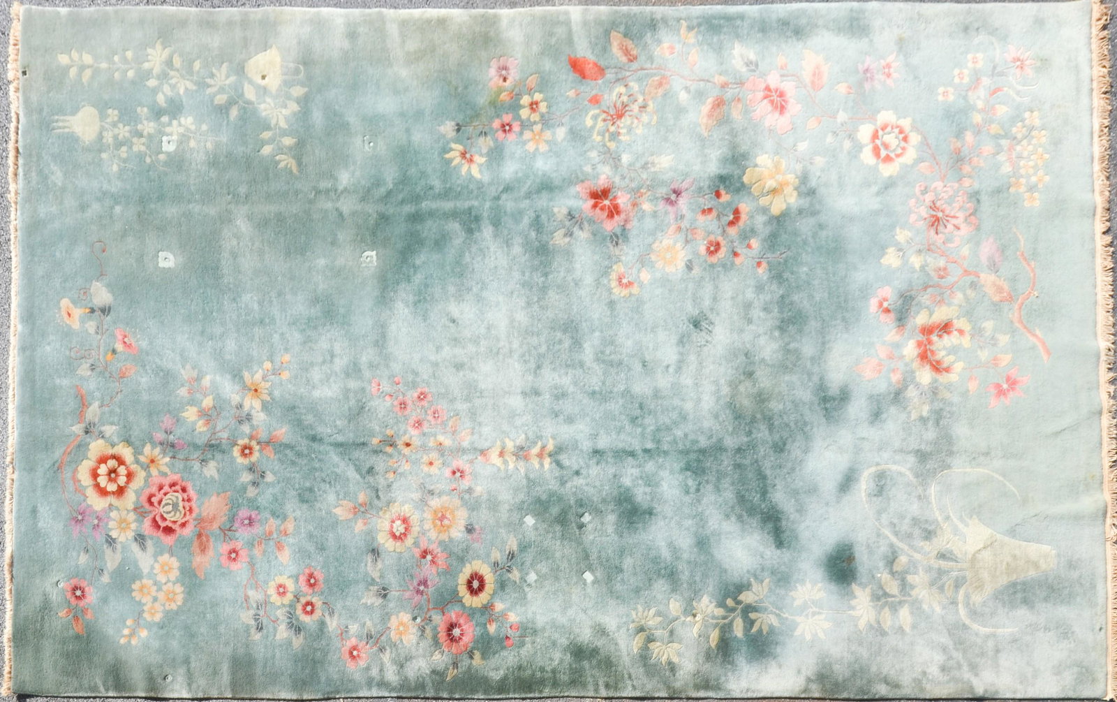 9'10" X 15'5" Semi-Antique Art Deco Chinese Rug: 9'10" X 15'5" Semi-Antique Art Deco Chinese Rug, furniture impressions, stains frayed fringe, please see photos for any specific condition concerns.