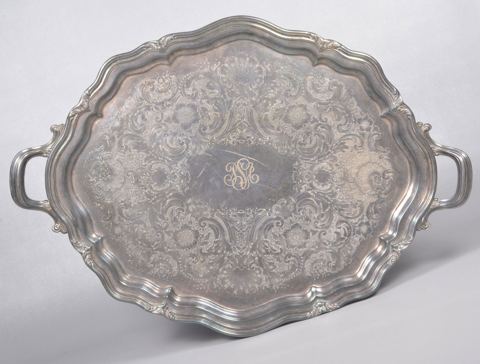 Reed and Barton Winthrop Silverplate Tray (1 of 2)