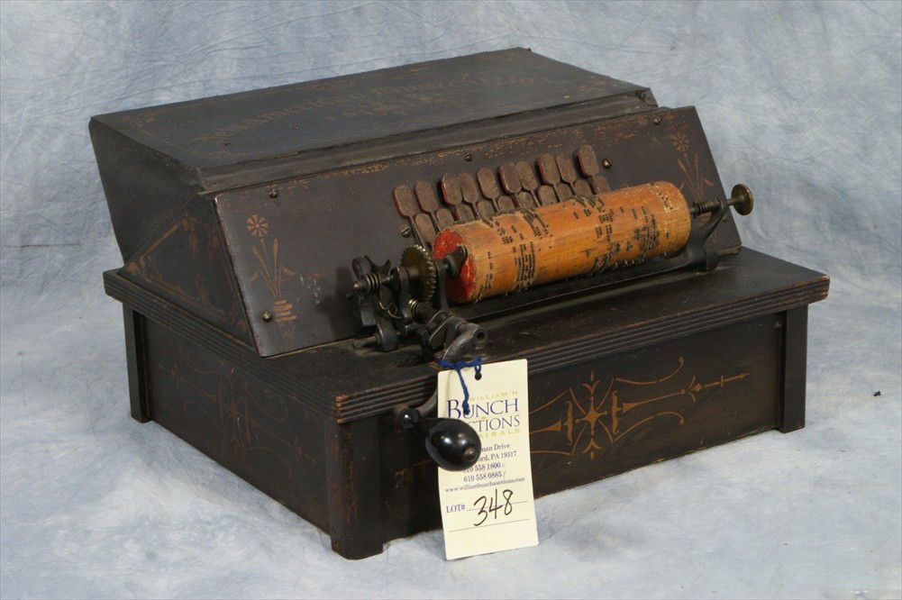 Gem cob roller organ, 9 cobs, new bellows, good pl: Gem cob roller organ, 9 cobs, new bellows, good playing condition, walnut, fair stencils