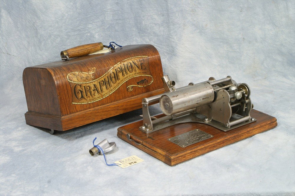 Colombia Model B cylinder phonograph, SN 403776, w: Colombia Model B cylinder phonograph, SN 403776, working order, with crank and reproducer