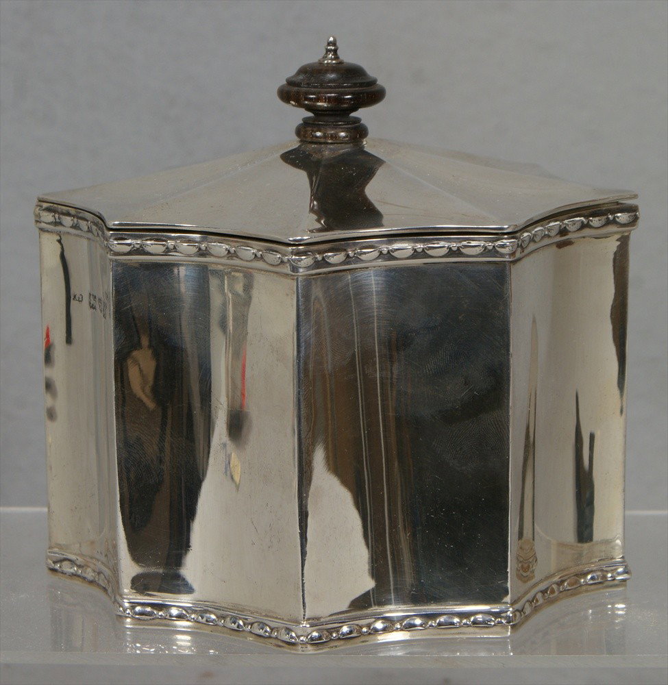 English sterling silver biscuit tin or tea caddy, L: English sterling silver biscuit tin or tea caddy, London, 1913-14, 6" l, 5 1/4" h, 18.73 TO