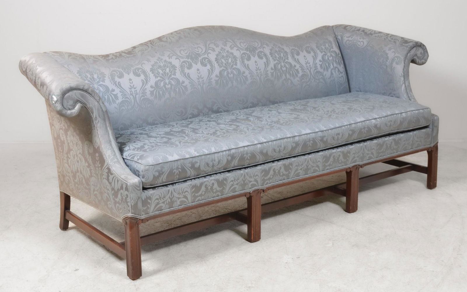 Hickory Chair Co Chippendale style camelback sofa (1 of 4)