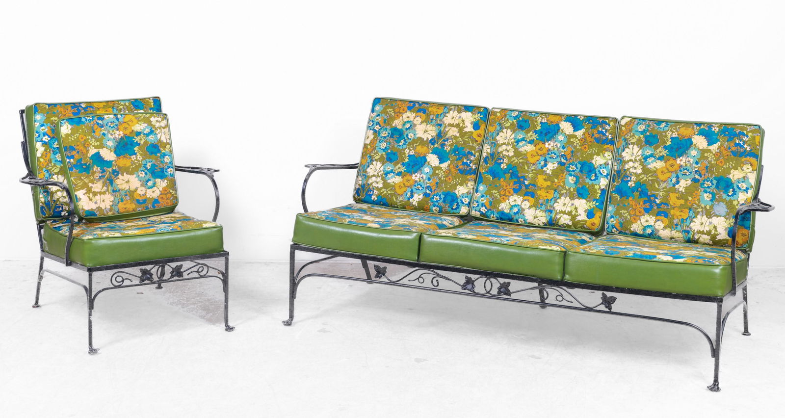 (2) pc Salterini "Mt Vernon" seating set (1 of 5)