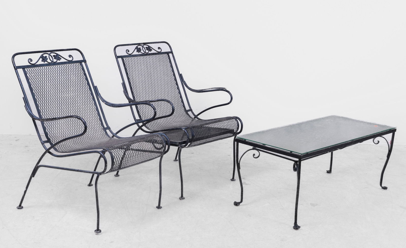 (2) Salterini lounge chairs, Salterini Coffee table (1 of 3)