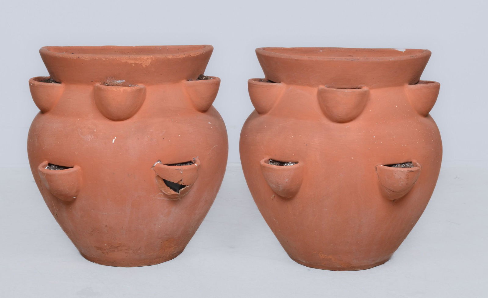 (2) Italian terracotta planters (1 of 5)