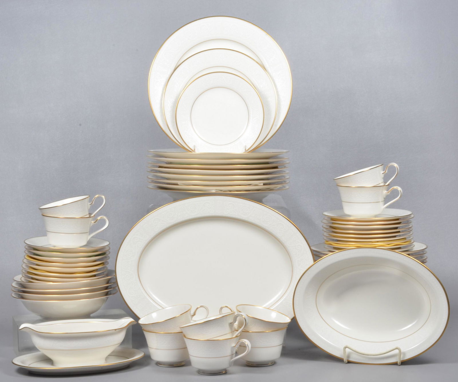 (55) Pcs Noritake Tulane Dinnerware (1 of 7)