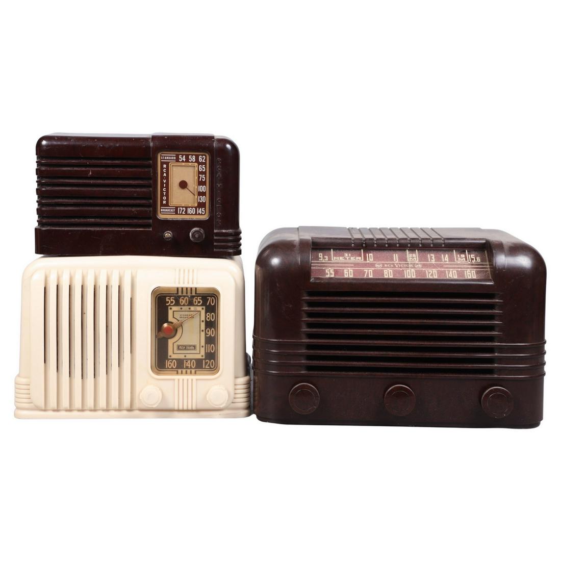 (3) Vintage RCA Victor Radios (1 of 6)