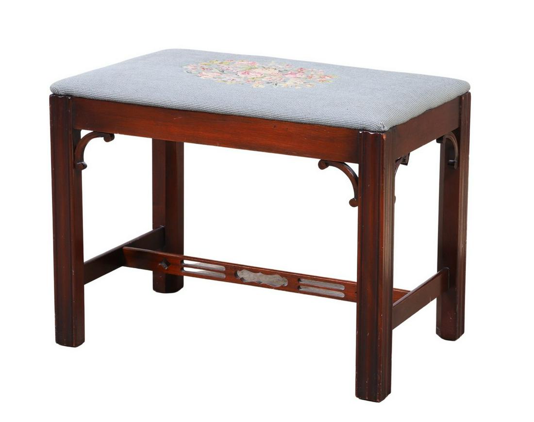 Chippendale style mahogany bench (1 of 4)