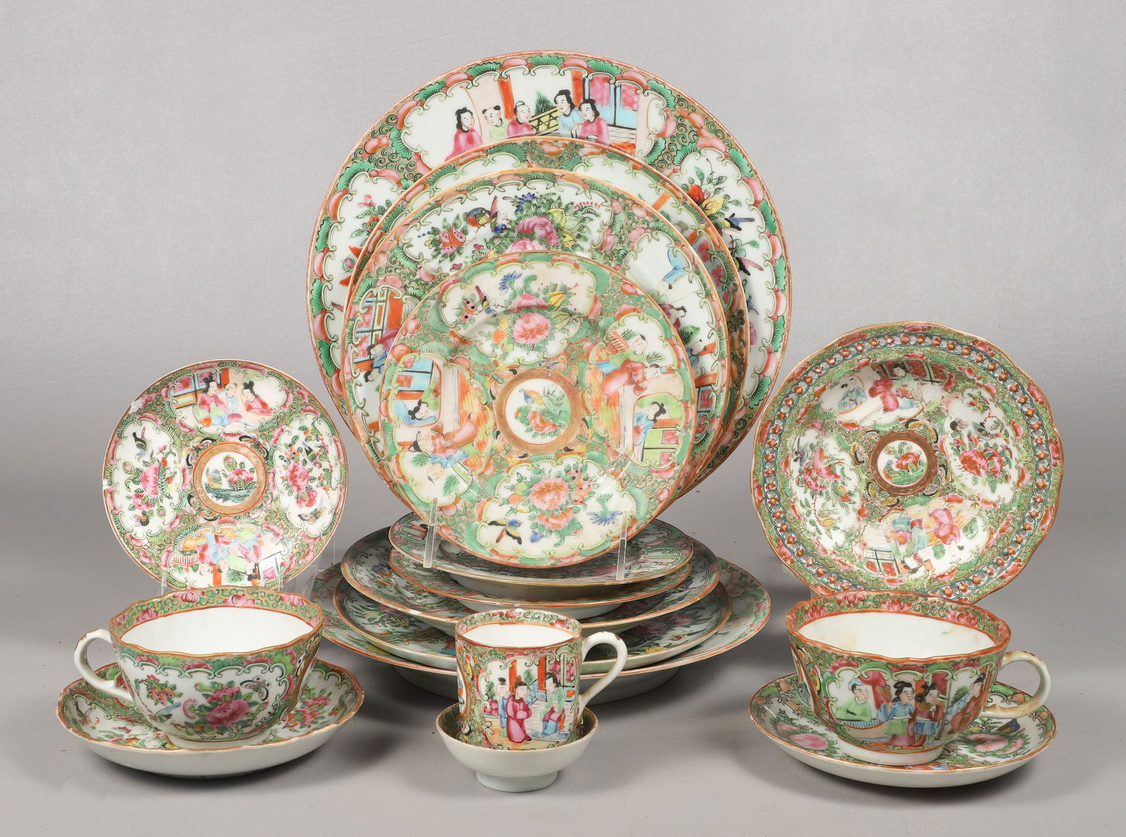 (17) Pcs Chinese Rose Medallion Dinnerware (1 of 8)