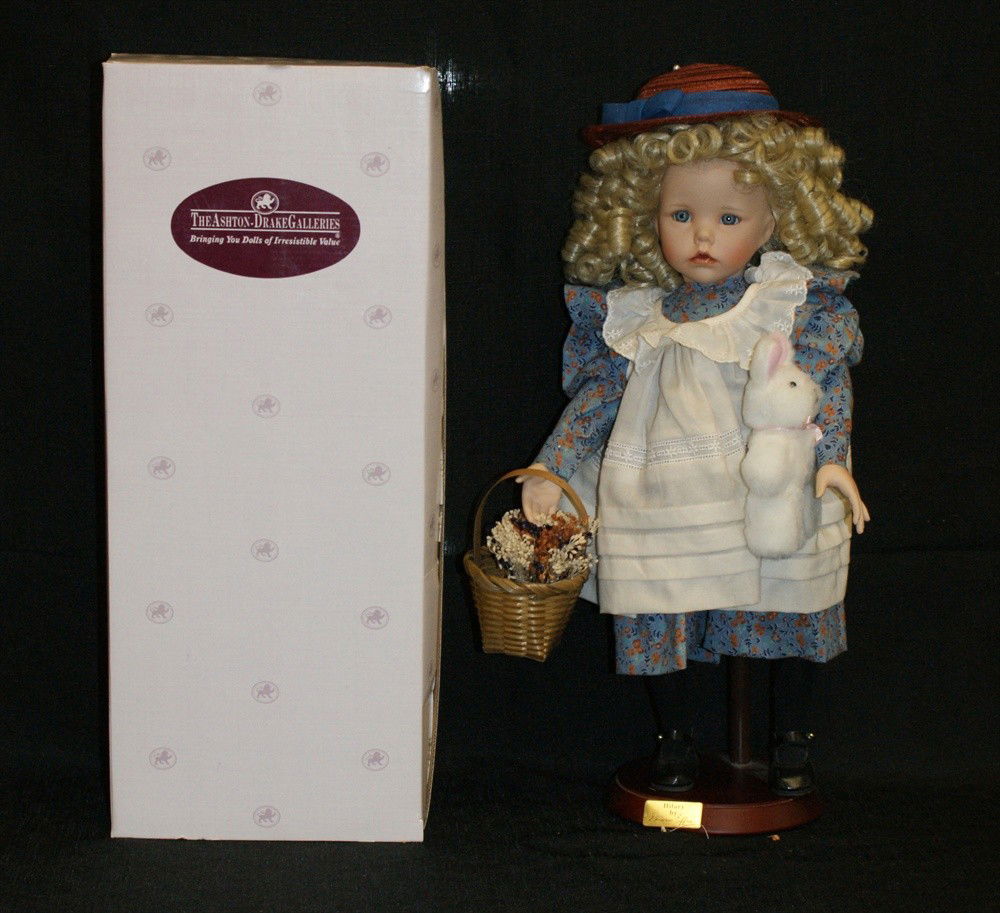 Ashton Drake Galleries, "Hilary", by Dianna Effner: Ashton Drake Galleries, "Hilary", by Dianna Effner, with box.