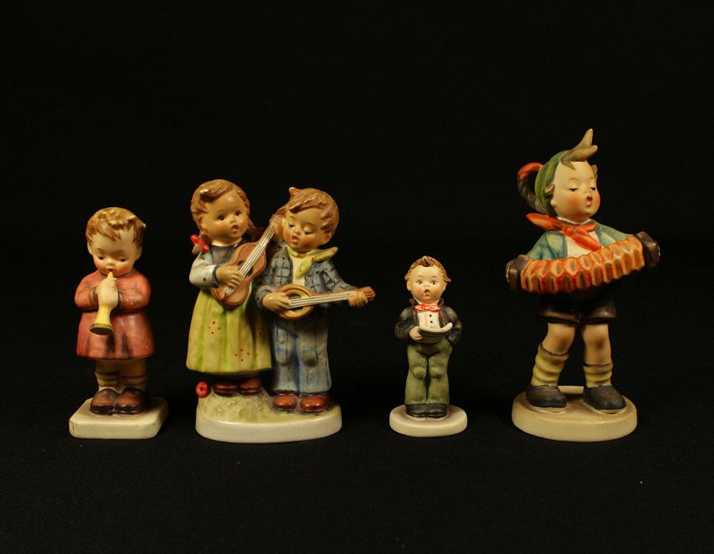 (4) Hummel figurines, 150 2/0 "Happy Days", moder: (4) Hummel figurines, 150 2/0 "Happy Days", modern mark, 4 1/2" tall, 185 "Accordion Boy", Stylized Bee with crazing, 5 1/4" tall, 477 "A Budding Maestro", modern mark, 4" tall, 135 4/0 "Soloist", mod