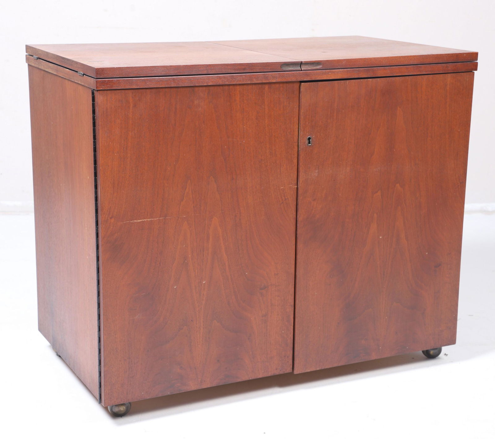 Modern Design teak buffet (1 of 3)