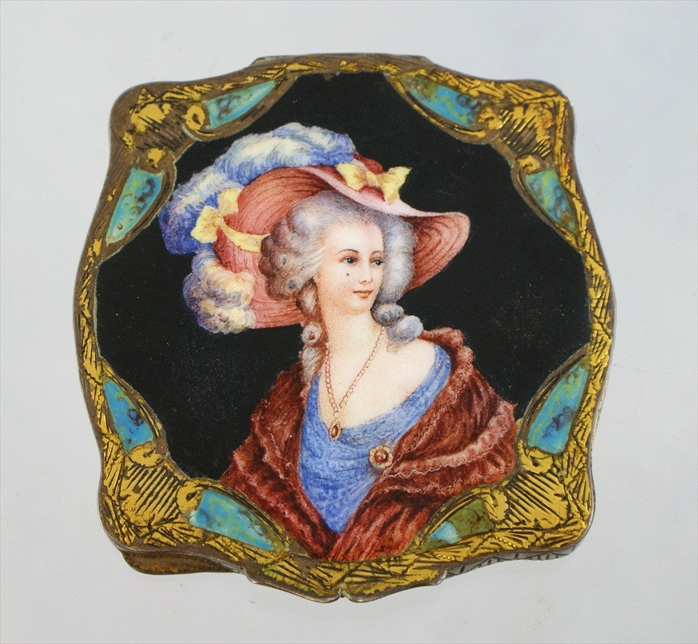 French 800 silver & enamel compact, portrait of wom: French 800 silver & enamel compact, portrait of woman on lid, marked 800, 3-1/4" x 3-1/4".